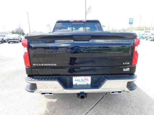 Photo of 2025 Black Chevrolet Silverado 1500