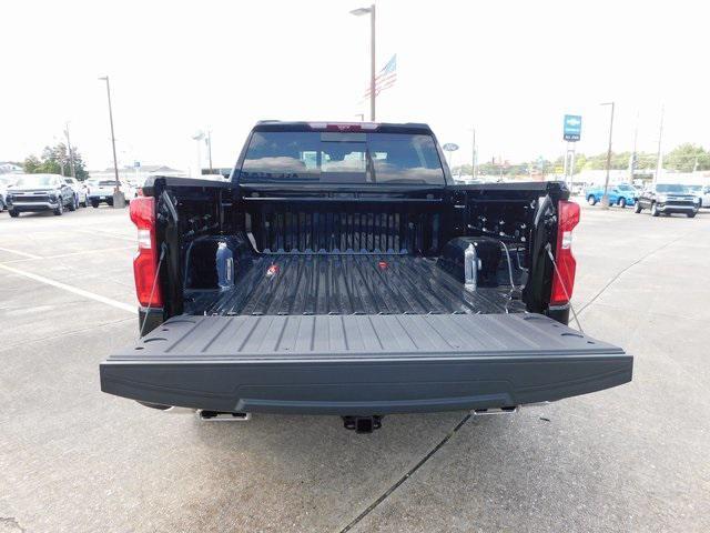 Photo of 2025 Black Chevrolet Silverado 1500