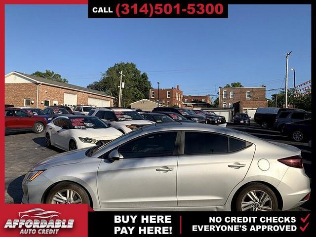 Photo of 2019 Machine Gray Hyundai ELANTRA