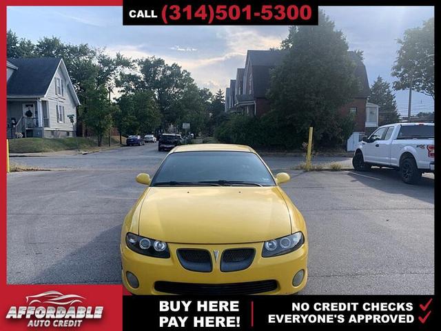 Photo of 2004 Yellow Jacket Pontiac GTO