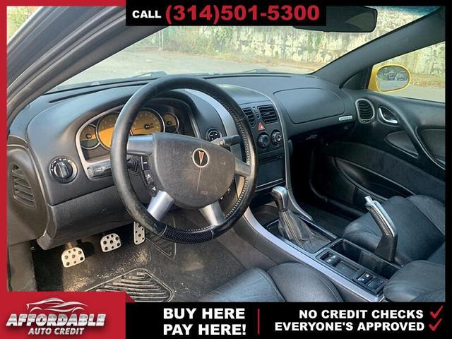 Photo of 2004 Yellow Jacket Pontiac GTO