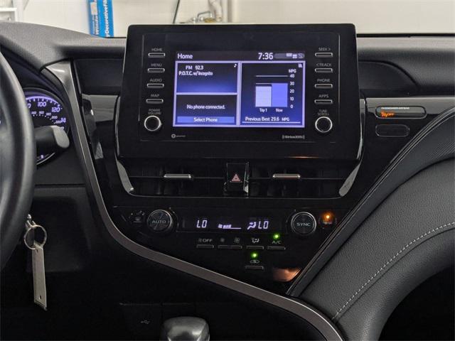 Photo of 2023 Ice Cap Toyota Camry