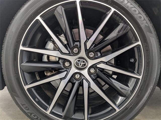 Photo of 2023 Ice Cap Toyota Camry