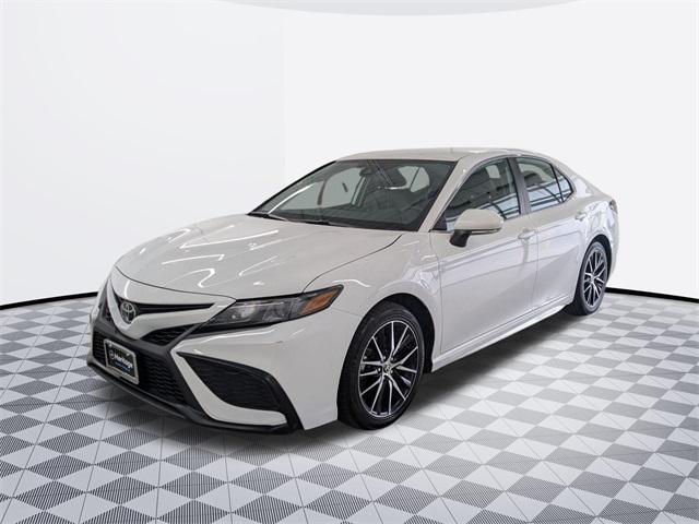 Photo of 2024 Ice Toyota Camry