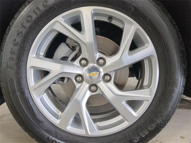 Photo of 2020 Mosaic Black Metallic Chevrolet Equinox