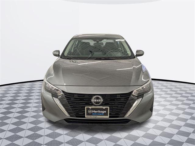 Photo of 2024 Gun Metallic Nissan Sentra