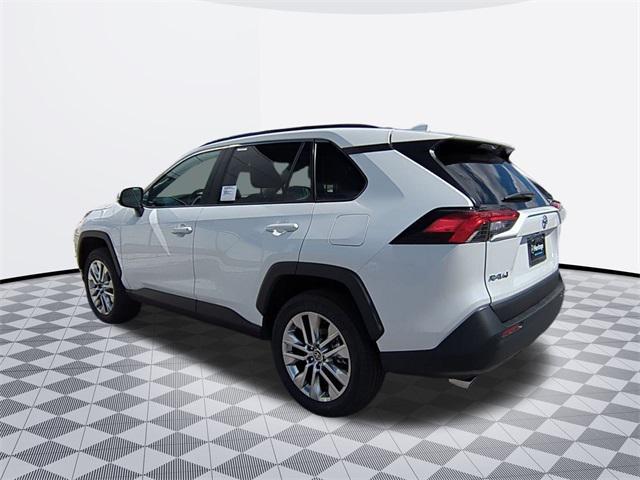 Photo of 2025 Midnight Black Metallic Toyota RAV4 Hybrid