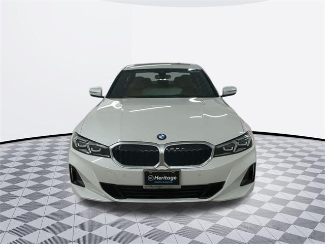 Photo of 2024 White Metallic BMW 330