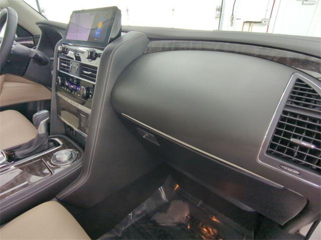 Photo of 2024 Aspen White Tricoat Nissan Armada