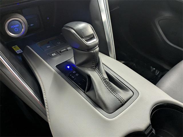 Photo of 2021 Coastal Gray Metallic Toyota Venza
