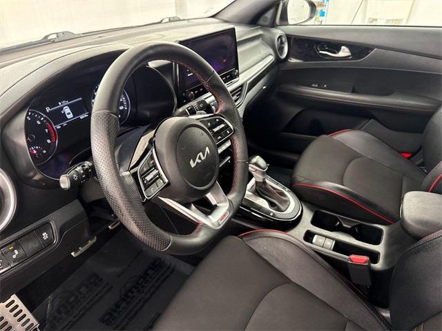 Photo of 2023 Currant Red Kia Forte