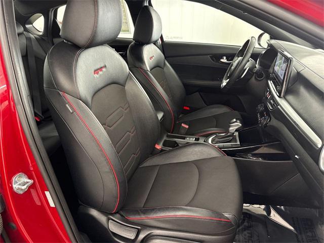 Photo of 2023 Currant Red Kia Forte