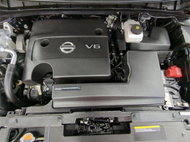 Photo of 2024 Super Black Nissan Murano