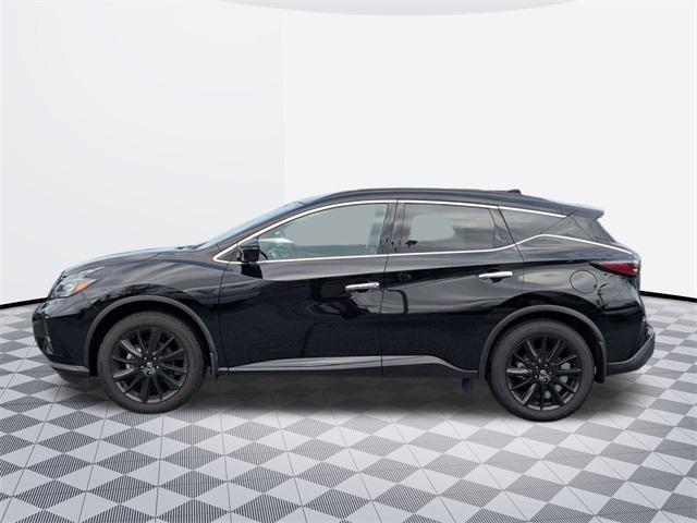 Photo of 2024 Super Black Nissan Murano