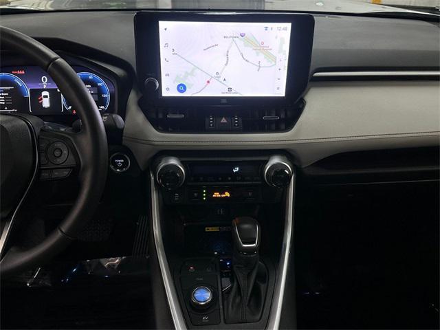 Photo of 2024 Silver Sky Toyota RAV4 Hybrid