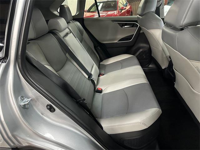 Photo of 2024 Silver Sky Toyota RAV4 Hybrid