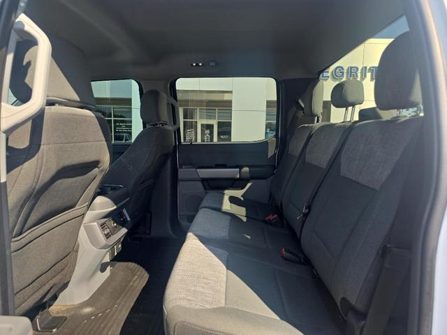Photo of 2024 Oxford White Ford F-350