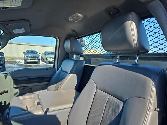 Photo of 2013 Oxford White Ford F-250