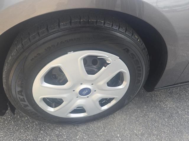 Photo of 2014 Sterling Gray Ford Focus