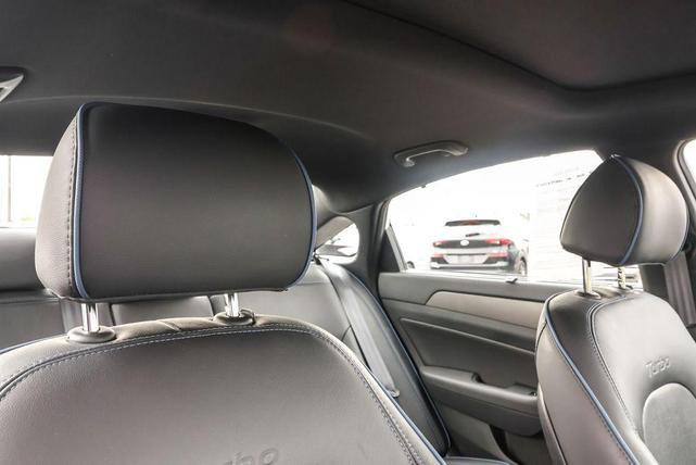 Photo of 2018 Quartz White Pearl Hyundai SONATA