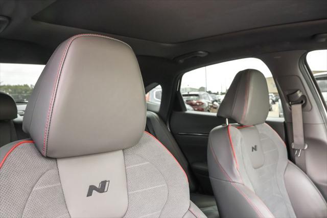 Photo of 2025 Serenity White Hyundai SONATA