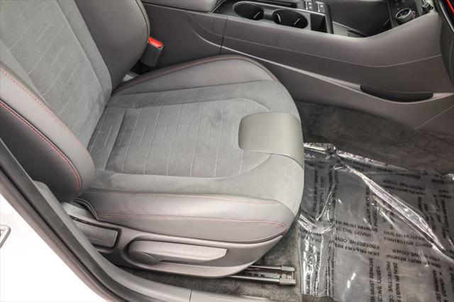 Photo of 2025 Serenity White Hyundai SONATA