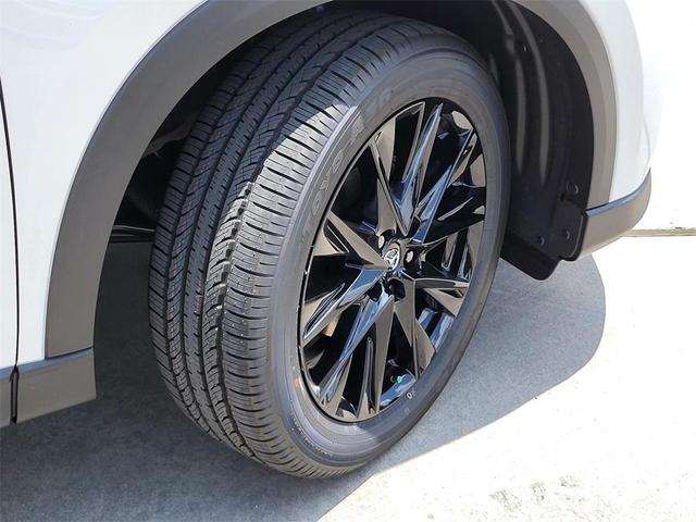 Photo of 2025 Rhodium White Metallic Mazda CX-5