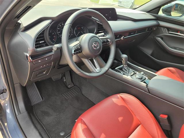 Photo of 2025 Polymetal Gray Metallic Mazda Mazda3