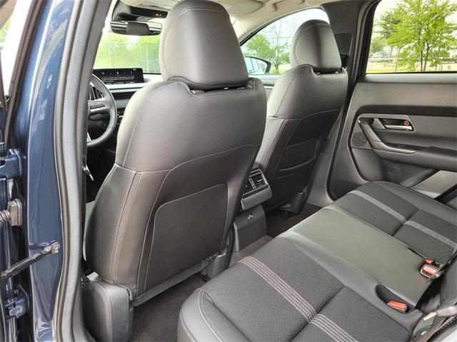 Photo of 2025 Ingot Blue Metallic Mazda CX-50