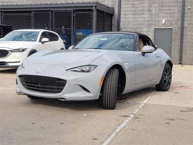 Photo of 2025 Aero Gray Metallic Mazda MX-5 Miata