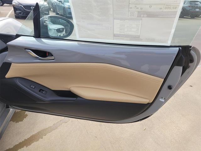 Photo of 2025 Aero Gray Metallic Mazda MX-5 Miata
