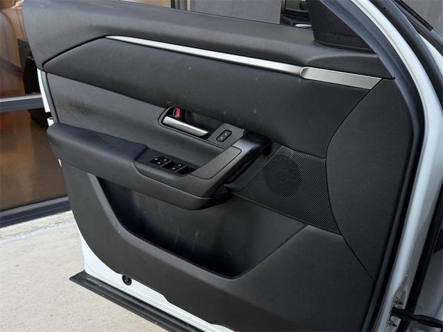 Photo of 2023 Wind Chill Pearl Mazda CX-50