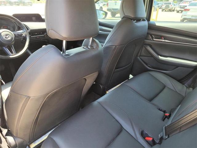 Photo of 2024 Machine Gray Metallic Mazda Mazda3