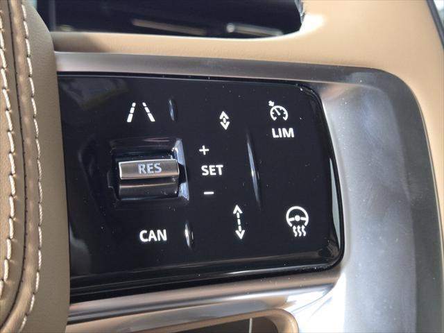 Photo of 2025 Ostuni Pearl White Premium Metallic Land Rover Range Rover