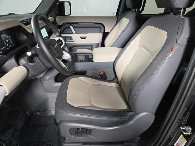 Photo of 2023 Santorini Black Metallic Land Rover Defender
