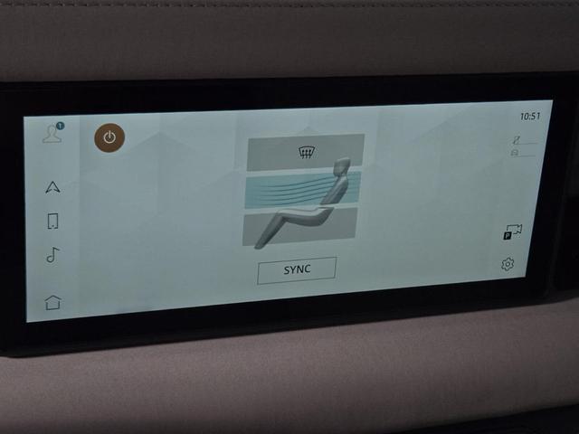 Photo of 2023 Santorini Black Metallic Land Rover Defender