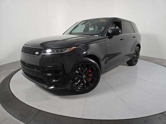Photo of 2025 Santorini Black Metallic Land Rover Range Rover Sport
