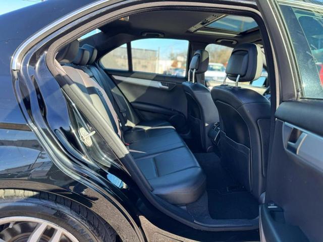 Photo of 2014 Black Mercedes-Benz C-Class