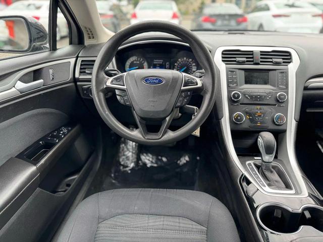 Photo of 2016 Shadow Black Ford Fusion
