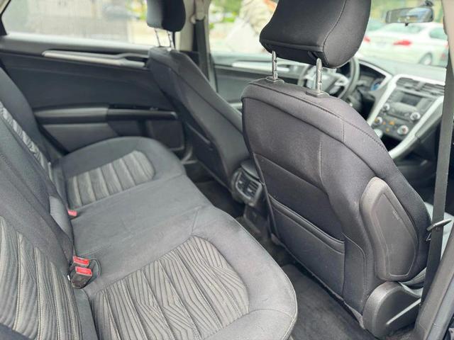 Photo of 2016 Shadow Black Ford Fusion