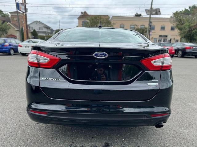 Photo of 2016 Shadow Black Ford Fusion