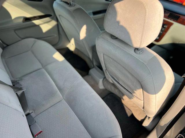 Photo of 2008 Silver Chevrolet Impala