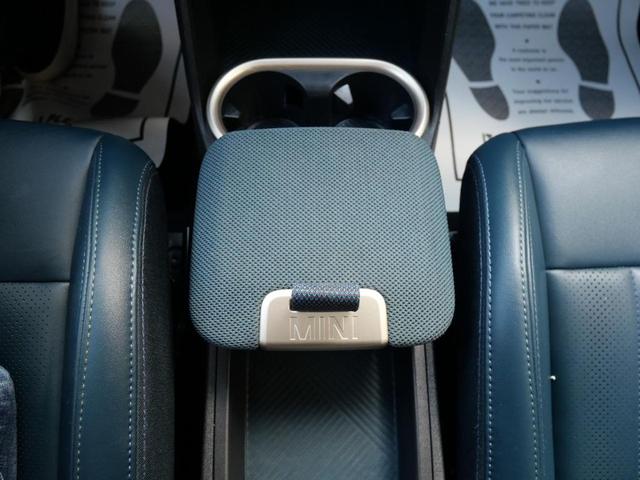 Photo of 2025 Midnight Black II Metallic MINI Countryman