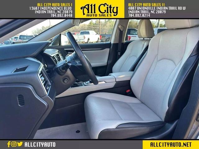 Photo of 2017 Grey Lexus RX 350