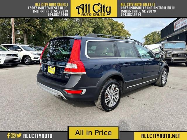 Photo of 2015 Caspian Blue Metallic Volvo XC70