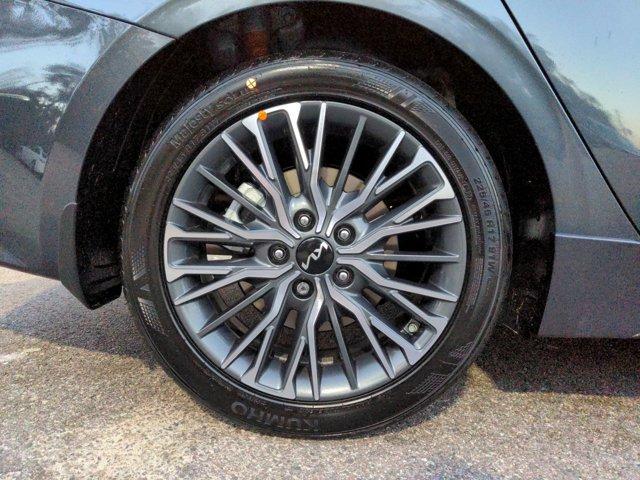Photo of 2023 Gravity Gray Kia Forte