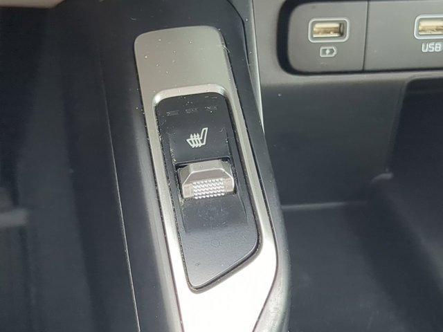 Photo of 2022 Sapphire Blue Kia Sorento