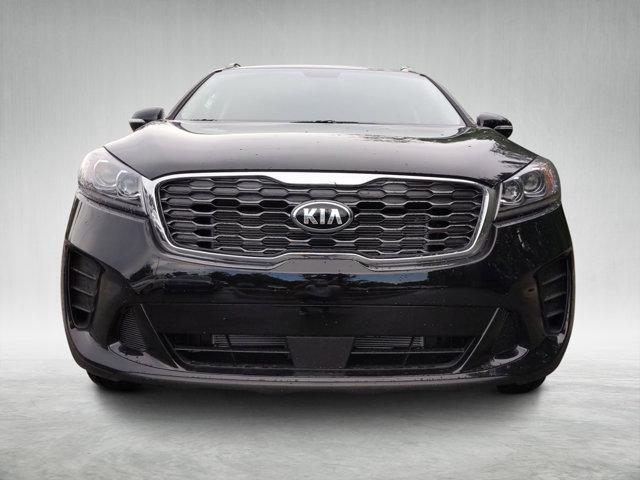 Photo of 2020 Ebony Black Kia Sorento
