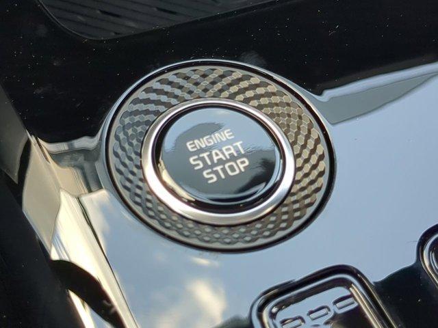 Photo of 2025 Aurora Black Pearl Kia Niro