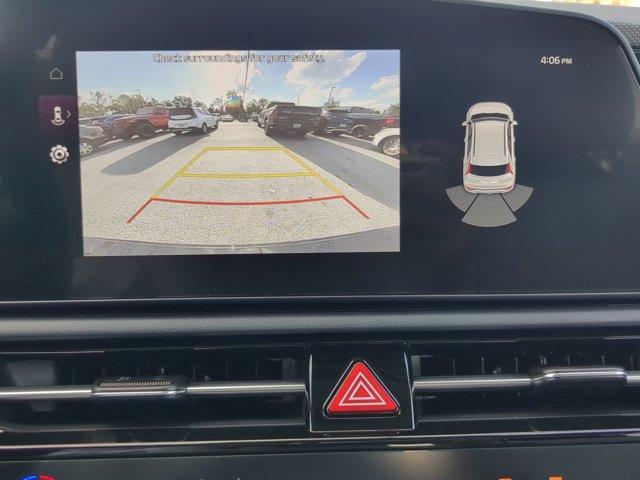 Photo of 2025 Aurora Black Pearl Kia Niro